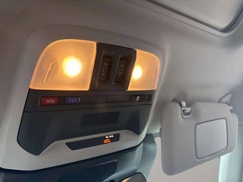 New 2025 Subaru Crosstrek 2.5i Limited w/ Popular Package #4A image 16