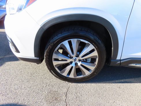 Used 2022 Subaru Ascent Touring image 10