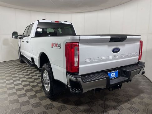 Used 2024 Ford F350 XLT w/ FX4 Off-Road Package image 5