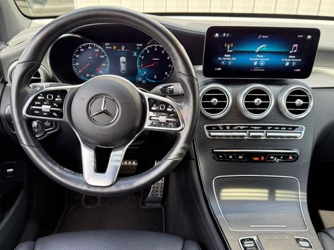 Used 2023 Mercedes-Benz GLC 300 4MATIC Coupe image 10
