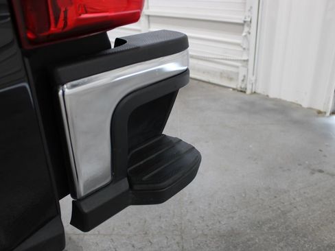 Used 2024 Ford F250 XLT image 30