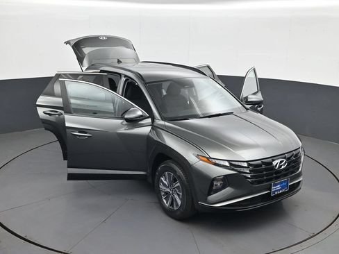 Certified 2022 Hyundai Tucson Blue w/ Cargo Package AWD/4WD image 30