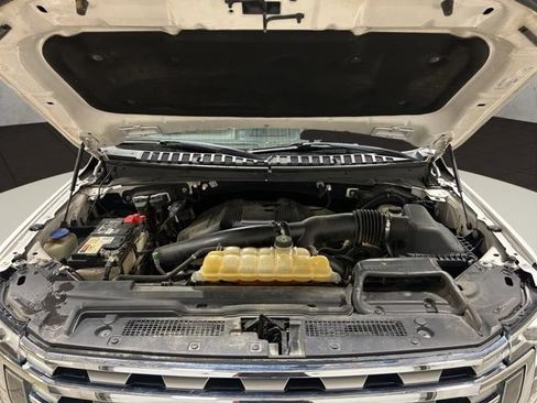 Used 2018 Ford Expedition Limited w/ Equipment Group 302A AWD/4WD image 27