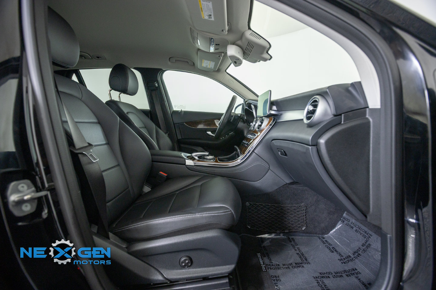 Used 2019 Mercedes-Benz GLC 300 4MATIC image 42