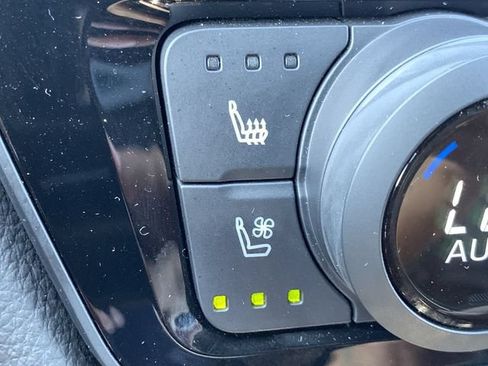 Certified 2024 Toyota Grand Highlander AWD Hybrid image 28
