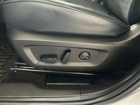 Used 2024 Mitsubishi Outlander SE FWD image 41
