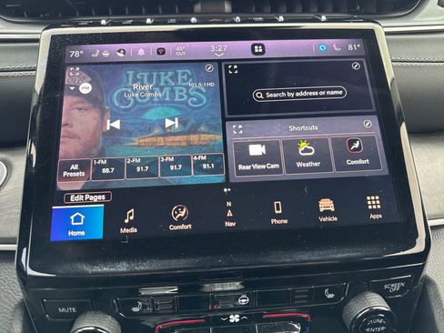 Certified 2023 Jeep Grand Cherokee L Limited w/ Trailer Tow Group (B) image 24