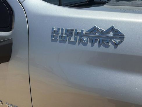 Used 2022 Chevrolet Silverado 3500 High Country w/ LPO, Hitch Package AWD/4WD image 10