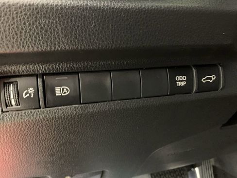 Used 2023 Toyota RAV4 XSE AWD/4WD image 19