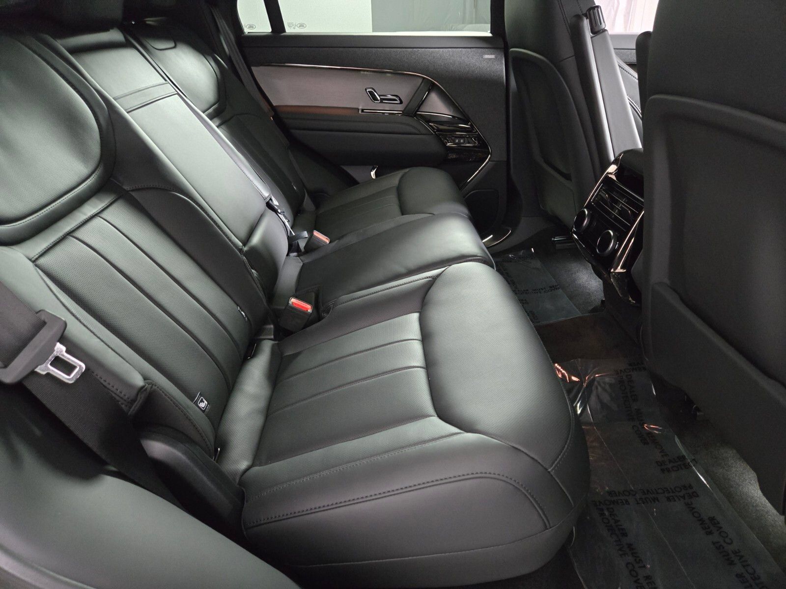 New 2026 Land Rover Range Rover Sport Dynamic SE AWD/4WD image 18