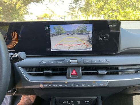 Used 2025 Kia K4 LXS image 9