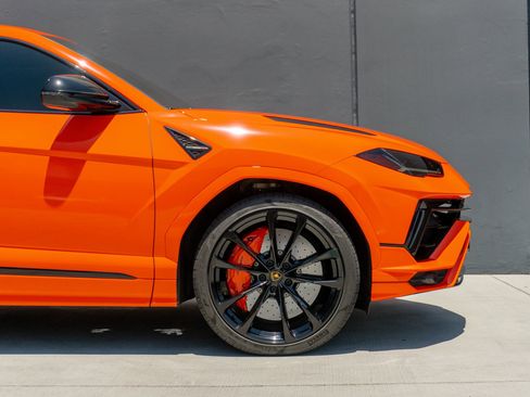 Used 2023 Lamborghini Urus S AWD/4WD image 36
