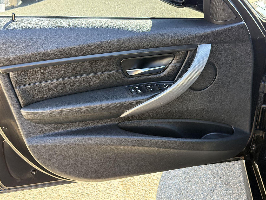 Used 2014 BMW 335i Sedan RWD image 22