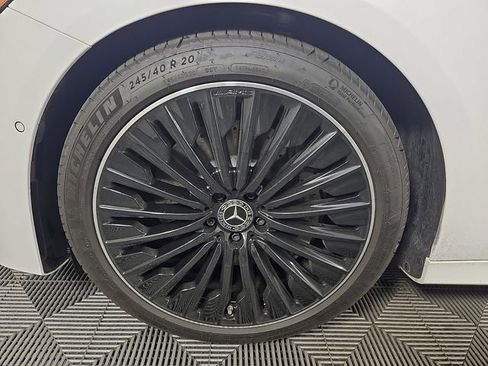 Used 2026 Mercedes-Benz E 450 4MATIC Sedan image 9