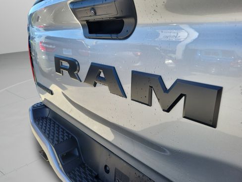 Used 2025 RAM 1500 Big Horn AWD/4WD image 31
