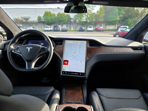 Used 2019 Tesla Model X 100D AWD/4WD image 26