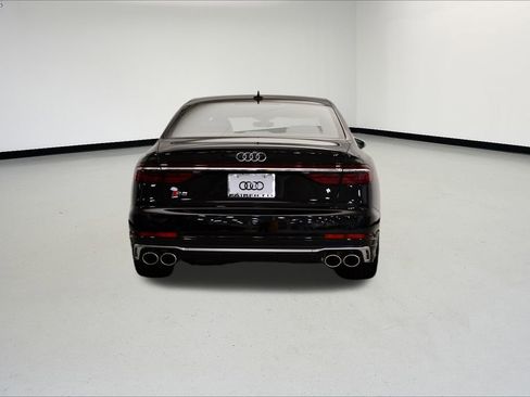 New 2025 Audi S8 image 4