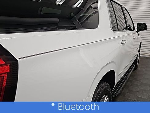 Used 2024 GMC Yukon XL Denali image 10