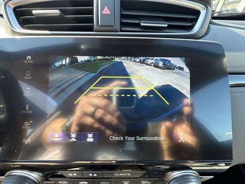 Used 2022 Honda CR-V Touring image 15