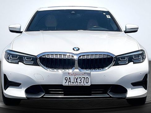 Used 2019 BMW 330i Sedan w/ Driving Assistance Package RWD image 3