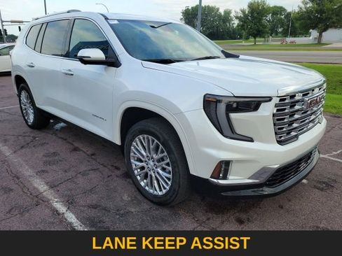 Used 2024 GMC Acadia Denali w/ LPO, Floor Liner Package image 9