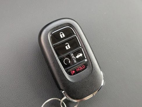 Used 2025 Honda Accord SE image 30