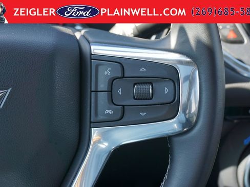 Used 2023 Chevrolet Blazer LT AWD/4WD image 26