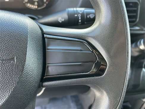 Used 2023 RAM ProMaster 2500 image 22