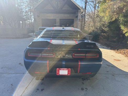 Used 2021 Dodge Challenger SRT Hellcat Redeye image 5