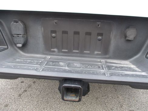 Used 2020 Ford Ranger XL w/ Equipment Group 101A Mid image 13