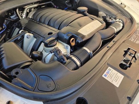 Used 2009 Porsche Cayenne S image 20