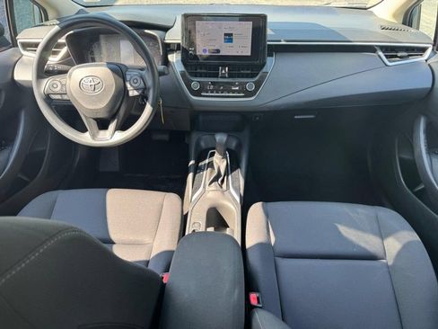 Used 2024 Toyota Corolla LE FWD image 15