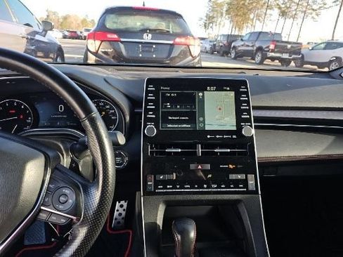 Used 2021 Toyota Avalon TRD image 7