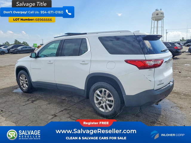 Used 2018 Chevrolet Traverse LT FWD image 3