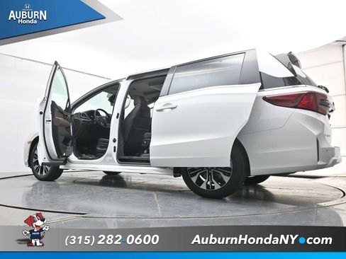 New 2026 Honda Odyssey Elite image 35