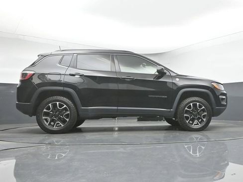 Used 2020 Jeep Compass Trailhawk image 36