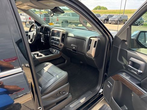 Used 2018 GMC Sierra 1500 Denali w/ Denali Ultimate Package AWD/4WD image 14
