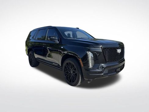 Used 2025 Cadillac Escalade Sport Platinum AWD/4WD image 2