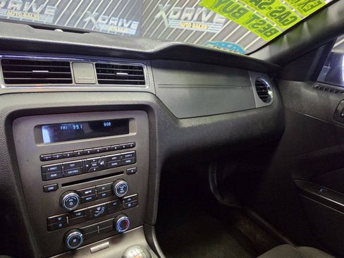 Used 2014 Ford Mustang Coupe w/ V6 Performance Package RWD image 14