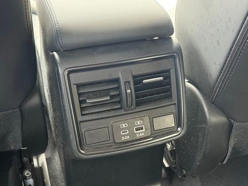 Used 2025 Subaru Forester Limited AWD/4WD image 26