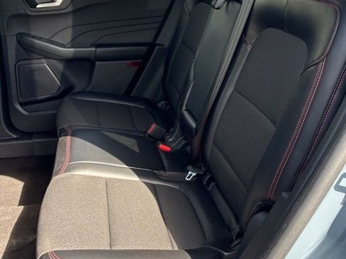 Used 2024 Ford Escape ST-Line w/ Tech Pack #1 FWD image 8