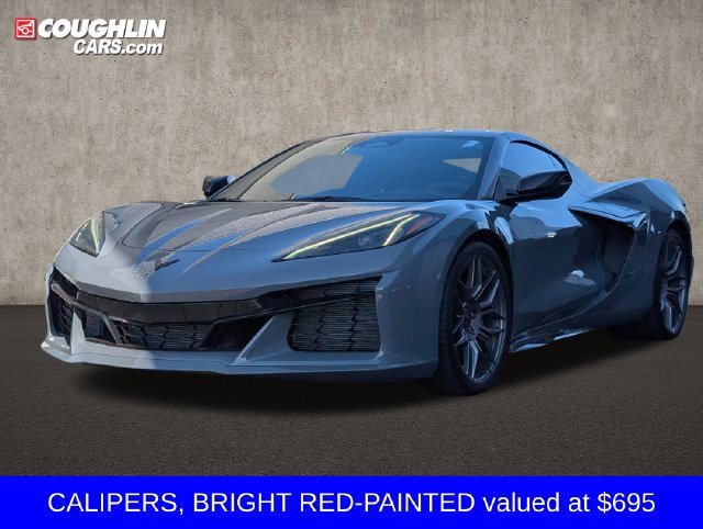 Used 2025 Chevrolet Corvette Z06 RWD image 4