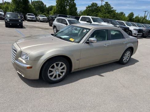 Used 2007 Chrysler 300 C RWD image 10