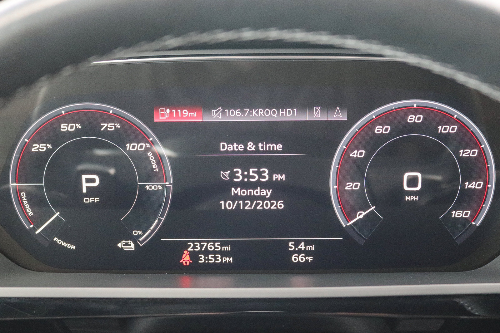 Used 2024 Audi Q8 e-tron Premium Plus AWD/4WD image 27