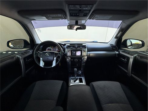 Used 2014 Toyota 4Runner SR5 image 10