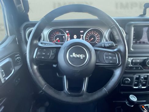 Used 2020 Jeep Gladiator Sport w/ Quick Order Package 24S AWD/4WD image 12