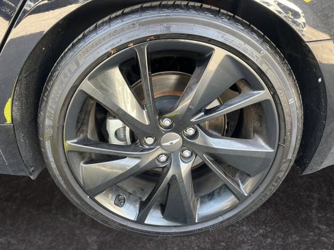 Used 2023 Genesis G70 2.0T w/ Sport Prestige Package image 14