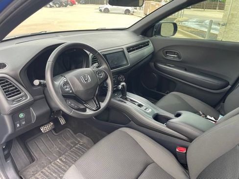Used 2021 Honda HR-V Sport image 15