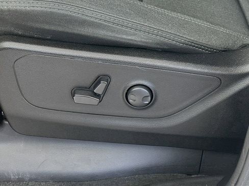 Used 2024 RAM 1500 Big Horn image 22