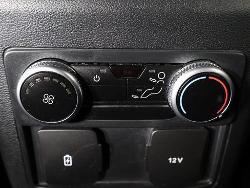 Used 2023 Ford Explorer XLT w/ Equipment Group 202A AWD/4WD image 54